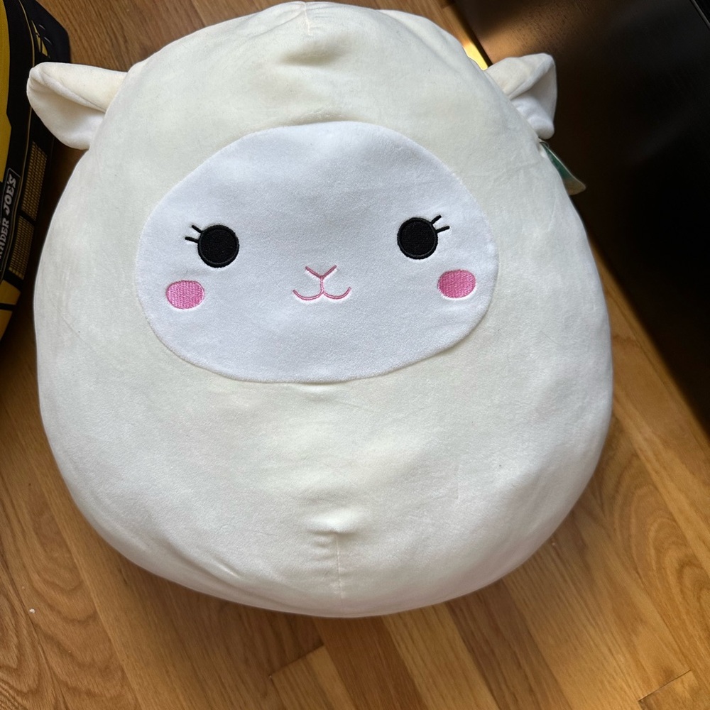 Sophie Lamb squishmallow